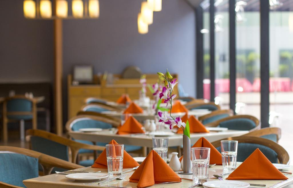 Dolphin Hotel Visakhapatnam Eksteriør billede