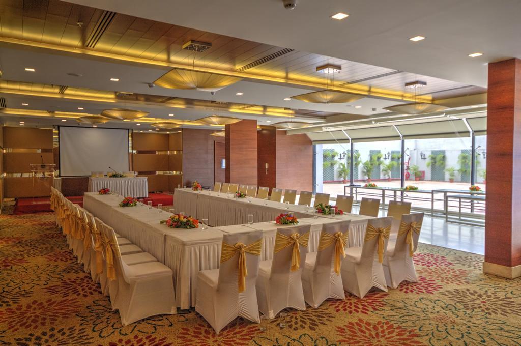 Dolphin Hotel Visakhapatnam Eksteriør billede