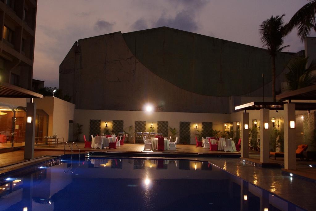 Dolphin Hotel Visakhapatnam Eksteriør billede