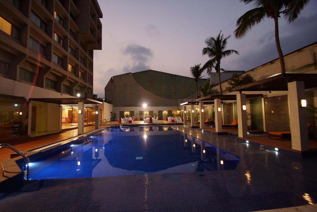 Dolphin Hotel Visakhapatnam Eksteriør billede