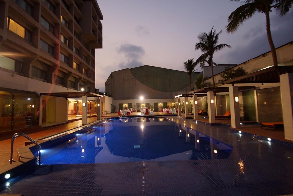 Dolphin Hotel Visakhapatnam Eksteriør billede